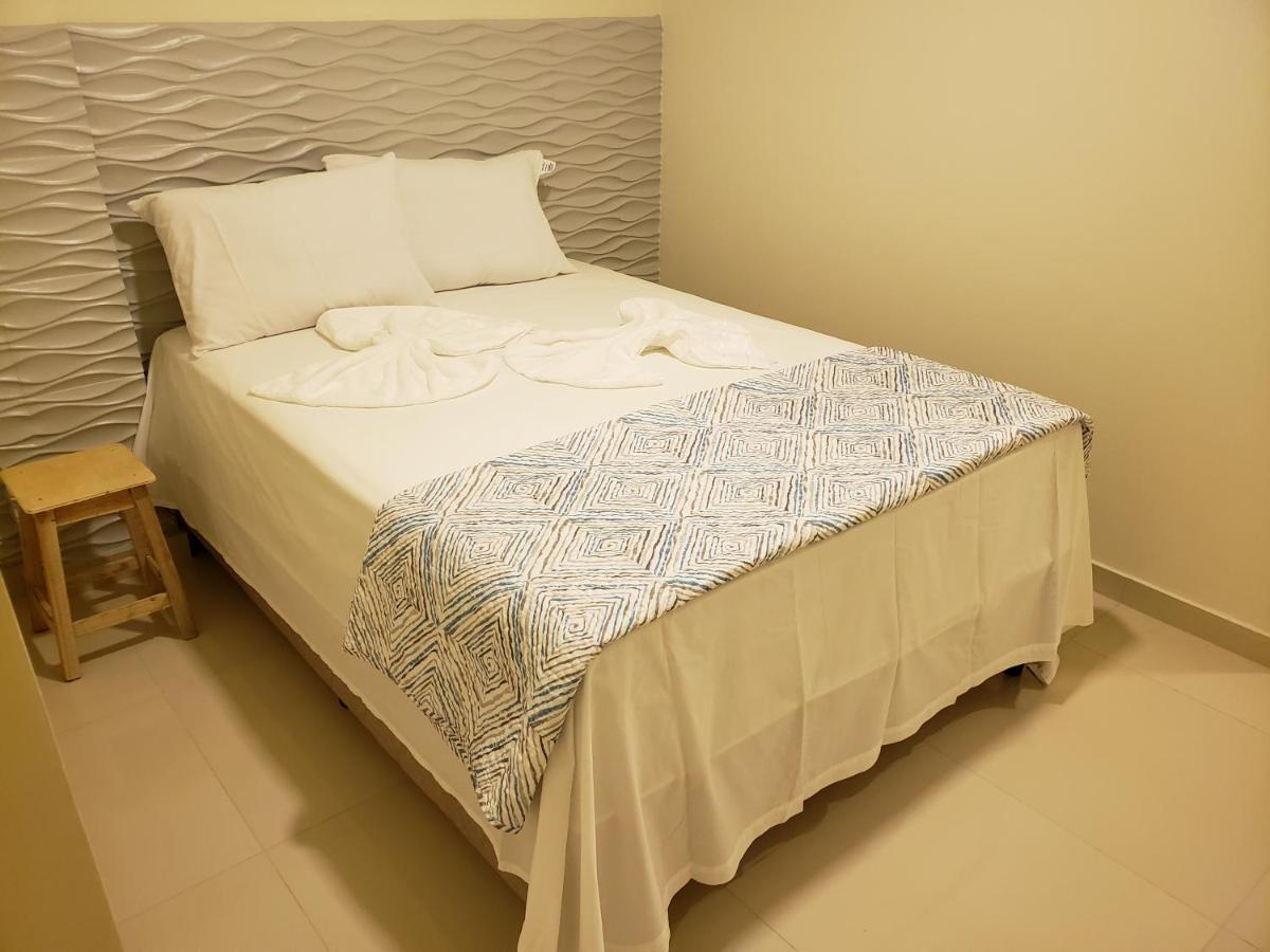 Solar Teixeira Flats Hotel ปอร์โต จิ กาลินญาส ภายนอก รูปภาพ