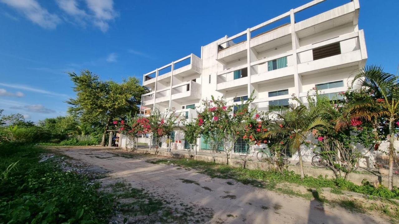 Solar Teixeira Flats Hotel ปอร์โต จิ กาลินญาส ภายนอก รูปภาพ