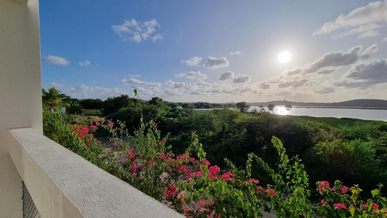 Solar Teixeira Flats Hotel ปอร์โต จิ กาลินญาส ภายนอก รูปภาพ