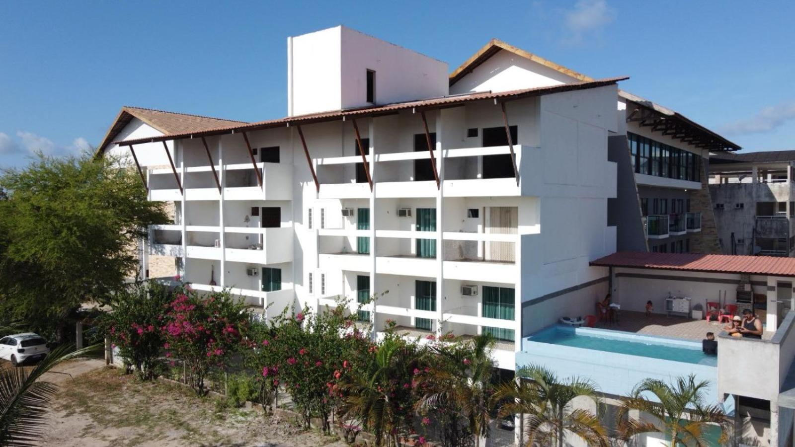 Solar Teixeira Flats Hotel ปอร์โต จิ กาลินญาส ภายนอก รูปภาพ